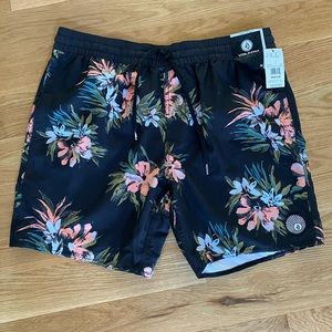 Volcom Boardshorts NWT